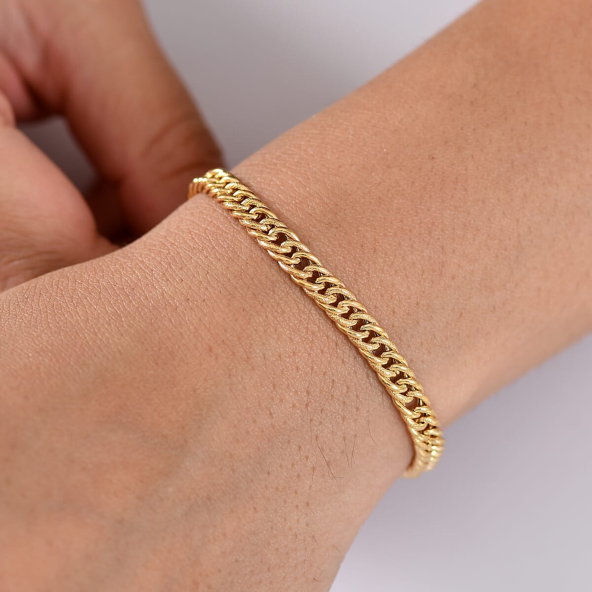 Luxoro 10K Yellow Gold Chain Bracelet (7.25 In) 4.10 Grams image number 2