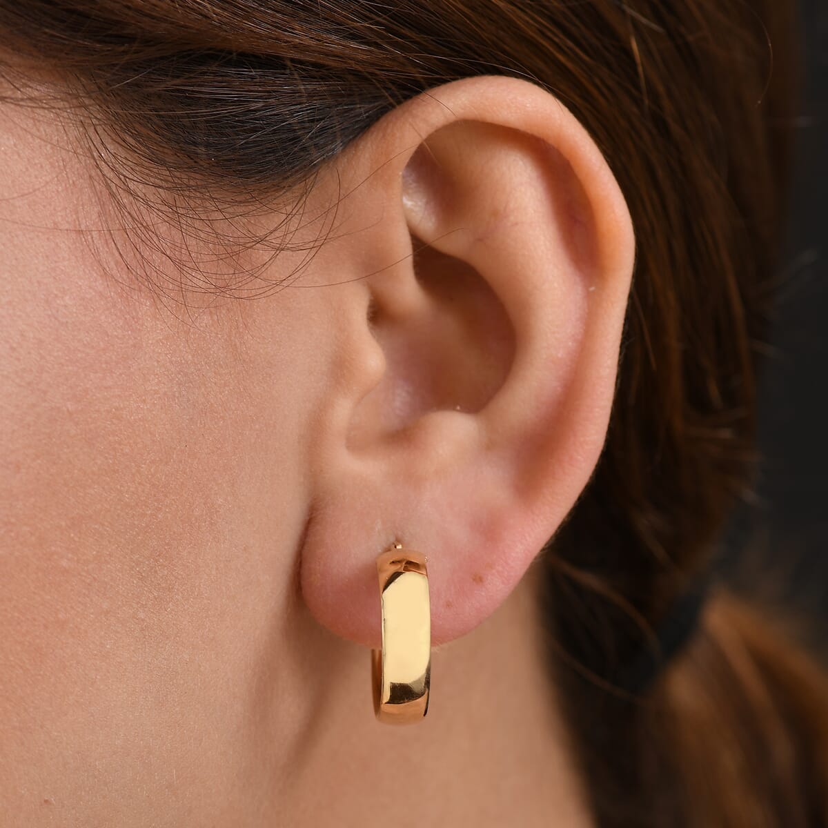 Luxoro 10K Yellow Gold Hoop Earrings 2.38 Grams image number 2