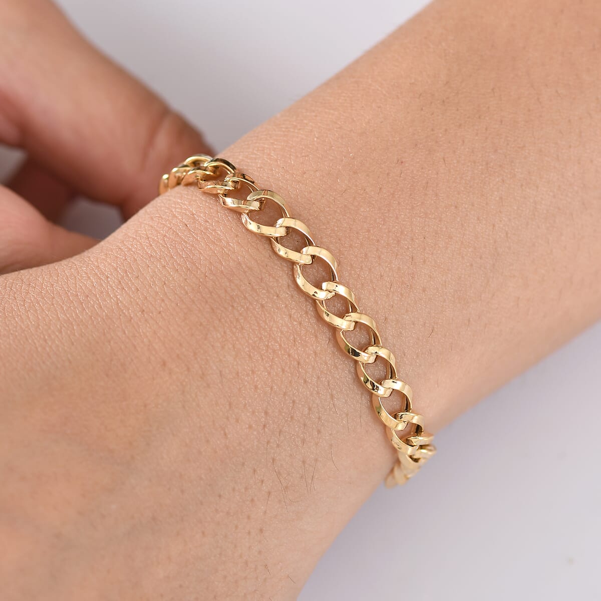 Luxoro 10K Yellow Gold Chain Bracelet (7.25 In) 3.76 Grams image number 2