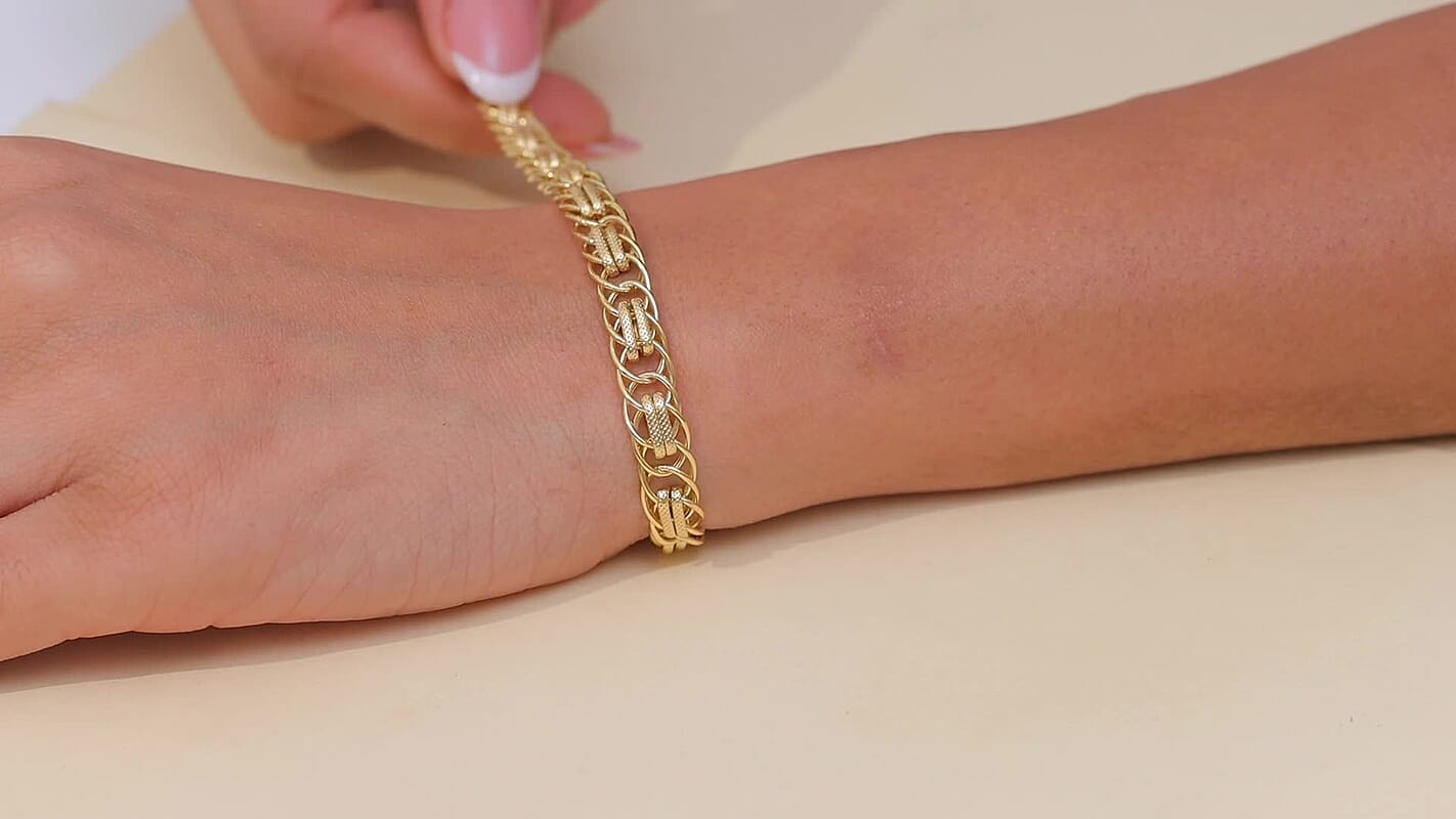 10K Yellow Gold Graduated Byzantine Legacy Chain Bracelet (7.25 In) 5.56 Grams
