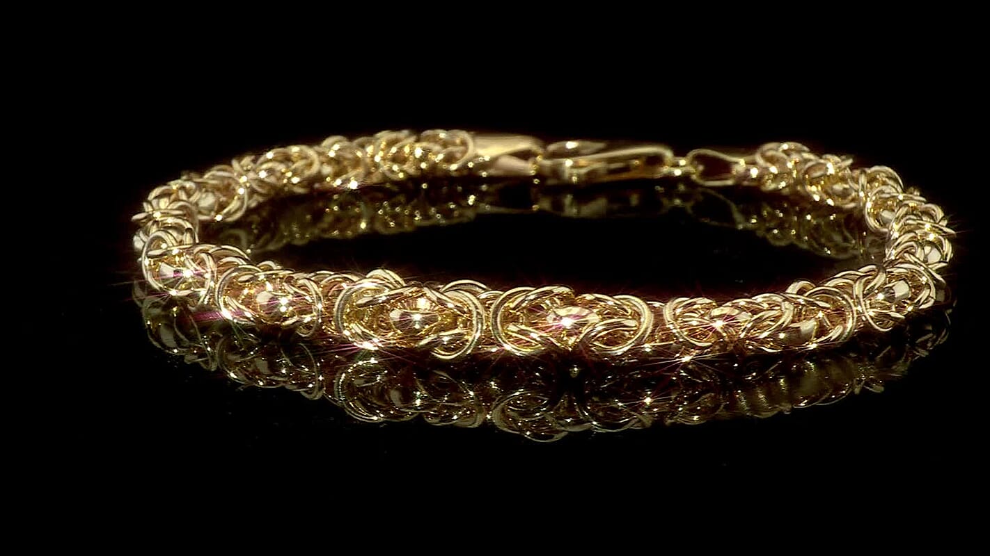 10K Yellow Gold Graduated Byzantine Legacy Chain Bracelet (7.25 In) 5.56 Grams