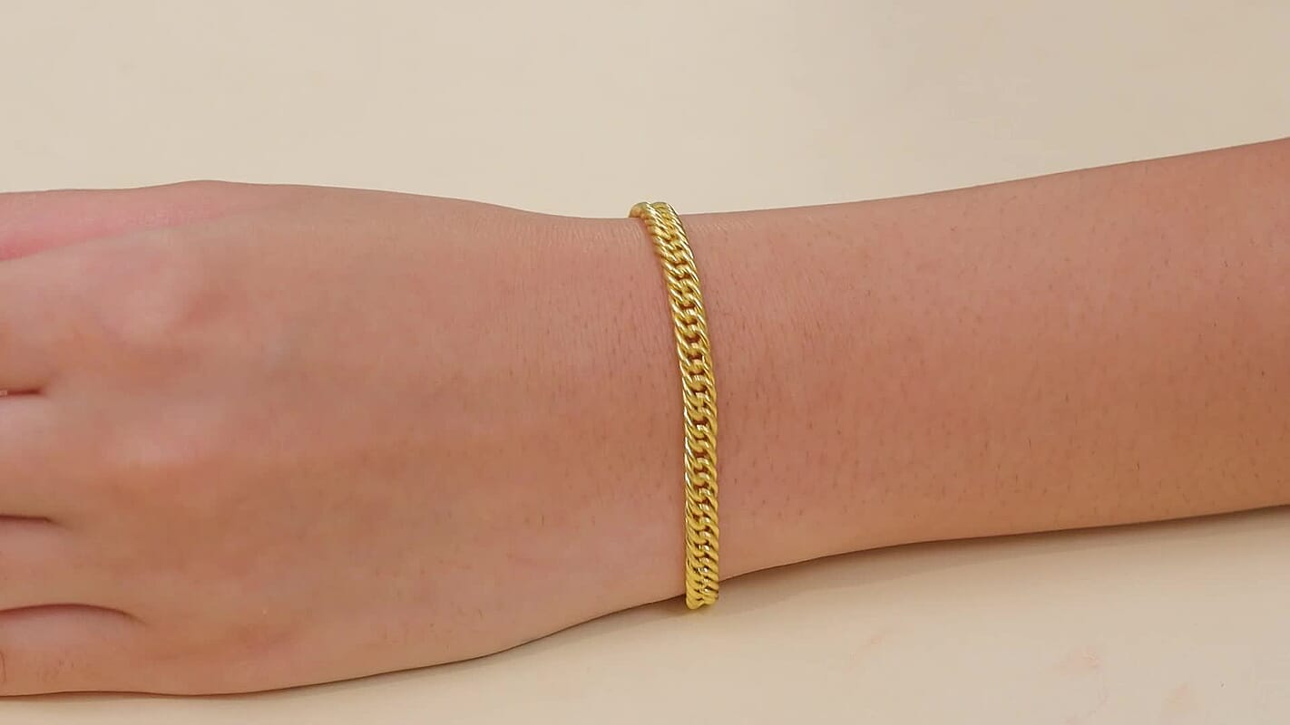 Singapore Link Spiraling Twisting Chain Necklace in 10K Yellow Gold 1.21 Grams 18 Inches