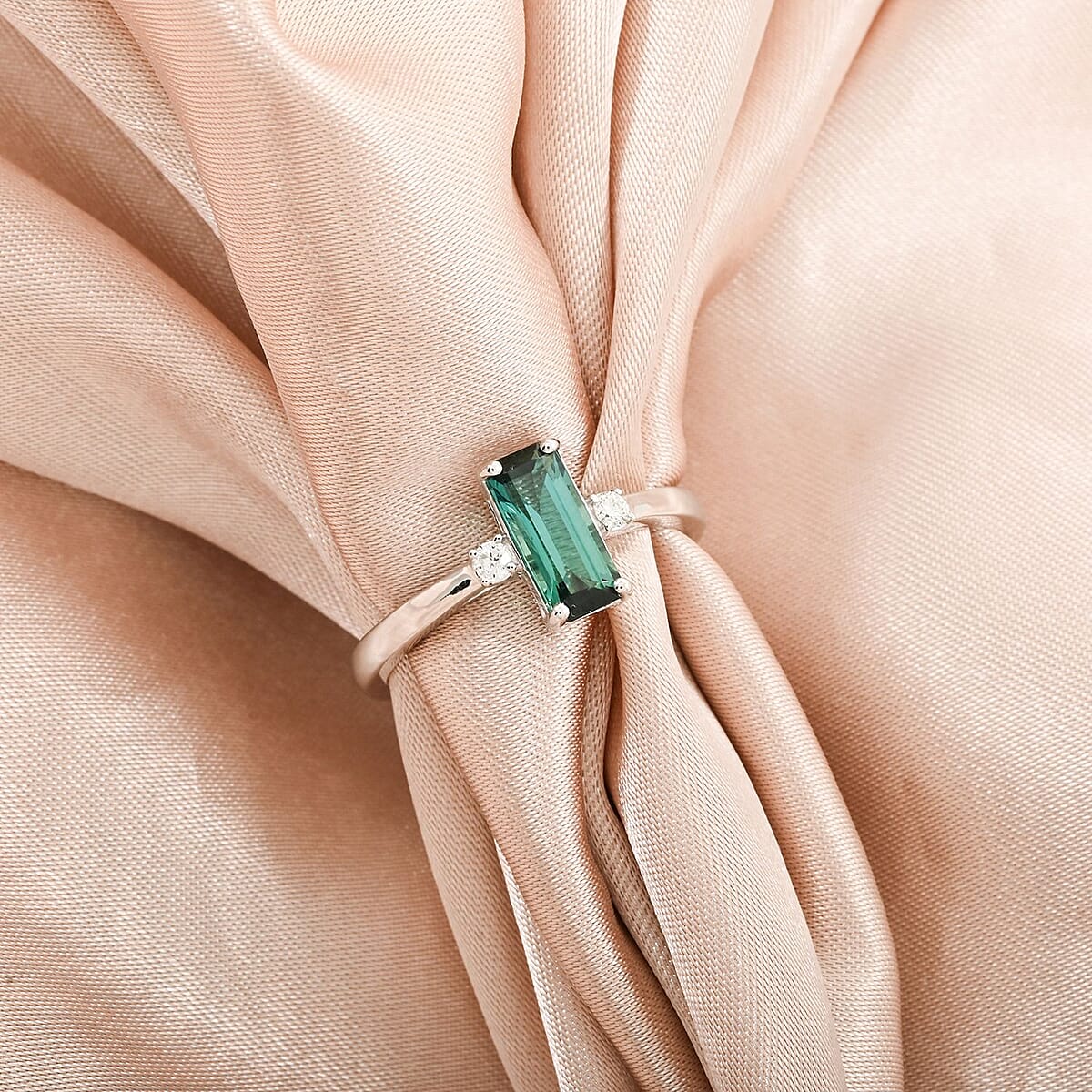 Certified & Appraised Rhapsody AAAA Lagoon Tourmaline and E-F VS Diamond 1.10 ctw Ring in 950 Platinum (Size 10.0) 4.46 Grams image number 1