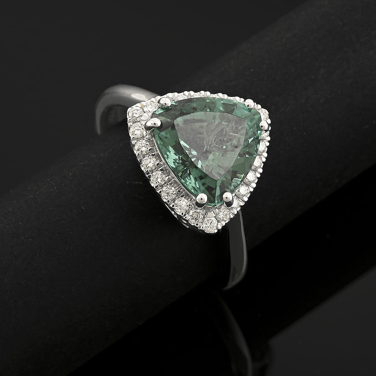 Certified & Appraised Rhapsody AAAA Lagoon Tourmaline and E-F VS Diamond 3.65 ctw Ring in 950 Platinum (Size 7.0) 5.96 Grams image number 1
