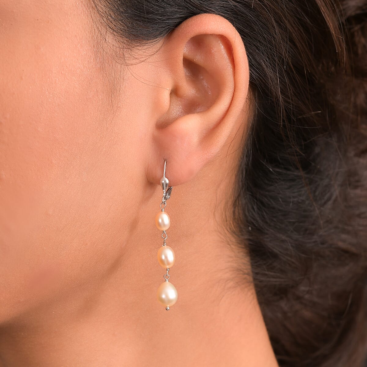 D'Joy Peach Freshwater Pearl Earring in Rhodium Over Sterling Silver image number 2