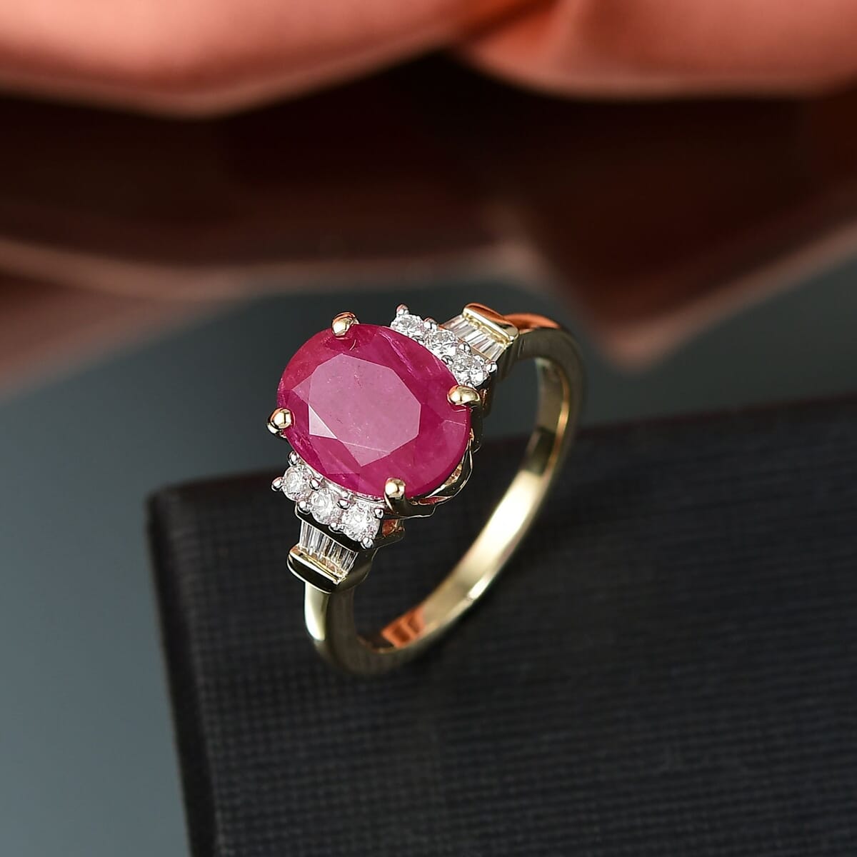 Luxoro AAA Montepuez Ruby and I1 Diamond 4.10 ctw Ring in 10K Yellow Gold (Size 7.0) image number 1
