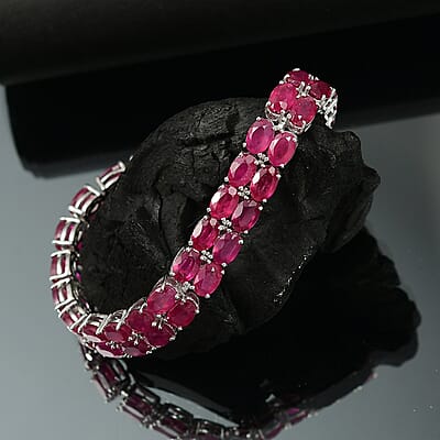 D'Joy Niassa Ruby (FF) and Black Diamond 31.80 ctw Panther Bracelet in Rhodium Over Sterling Silver (6.50 In)