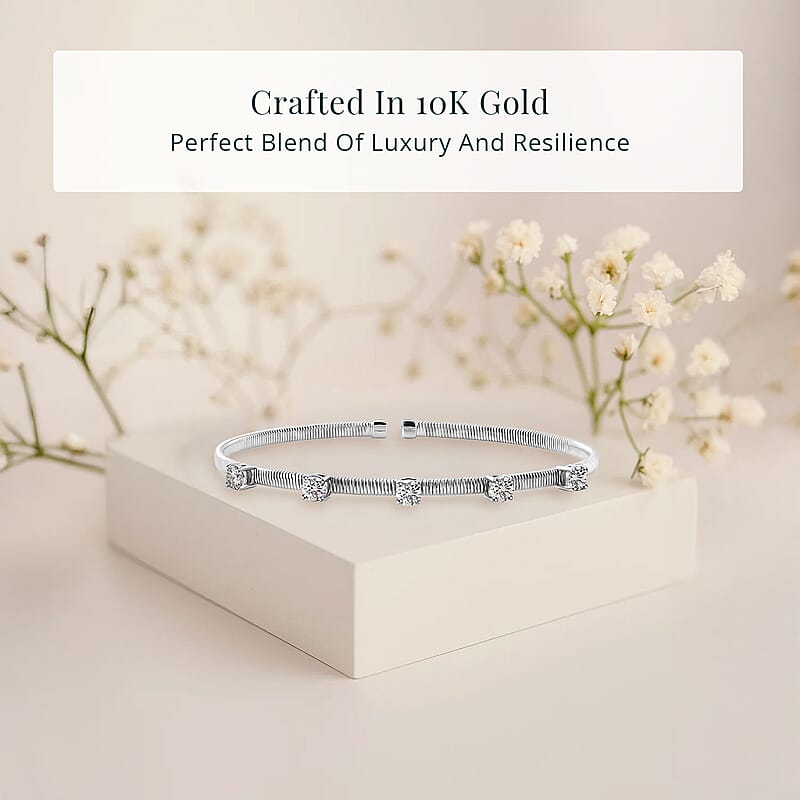 Luxuriant Lab Grown Diamond E-F VS 1.25 ctw Coiled Spring Cuff Bracelet in 10K White Gold (7.25 In)