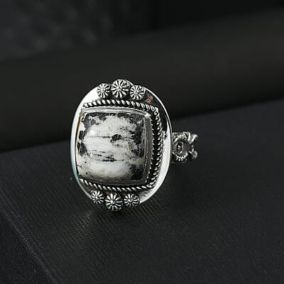 D'Joy Artisan Crafted White Buffalo 8.25 ctw Ring in Sterling Silver (Size 10.0) 