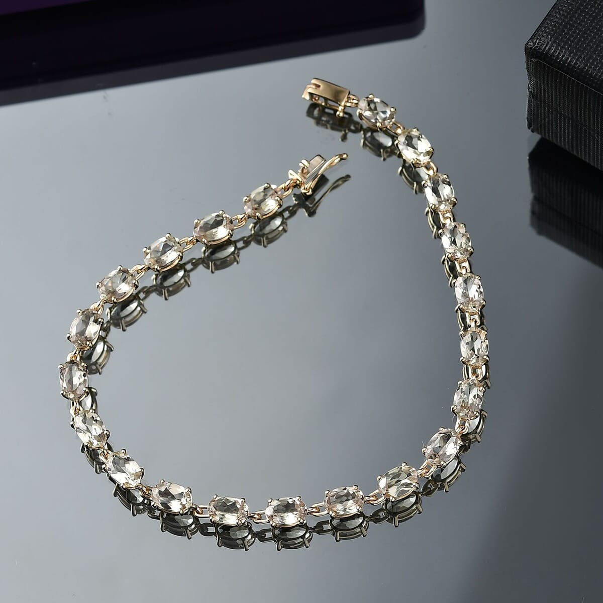 Luxoro AAA Turkizite 11.15 ctw Bracelet in 10K Yellow Gold (7.25 In) image number 1
