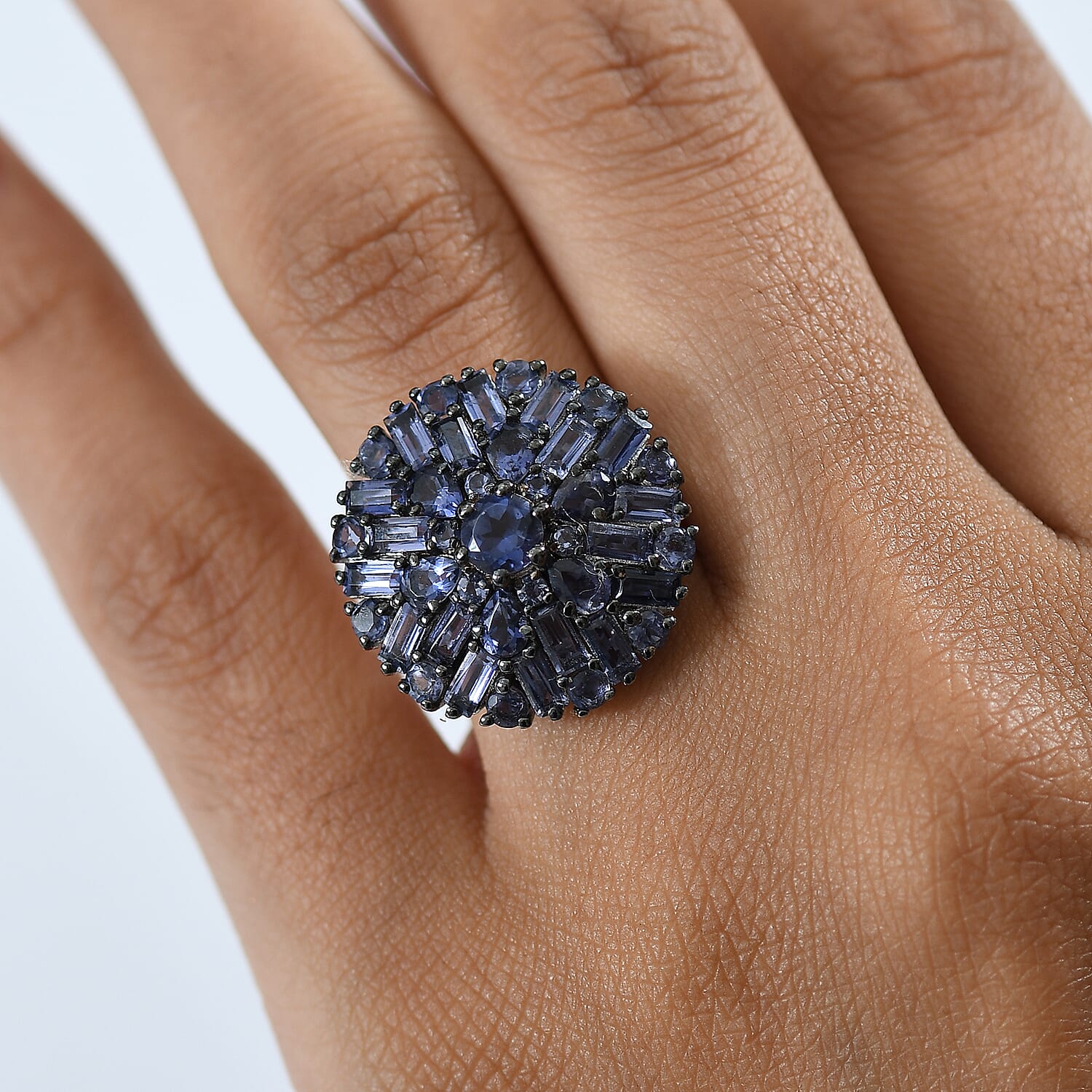 D'Joy Premium Catalina Iolite 4.00 ctw Starflare Ring in Rhodium Over Sterling Silver (Size 10.0)