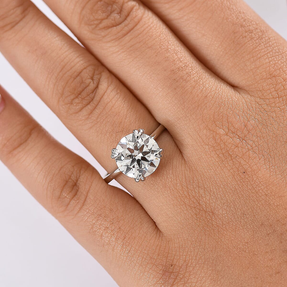 IGI Certified 950 Platinum Luxuriant Lab Grown Diamond (G, VS) and Lab Grown Blue Diamond (IR) Ring (Size 9.0) 5.00 ctw image number 2