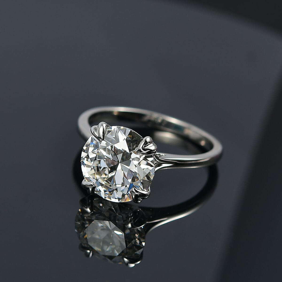 IGI Certified Luxuriant Lab Grown Diamond G VS and Lab Grown Blue Diamond (IR) 5.00 ctw Ring in 950 Platinum (Size 9.0) image number 1