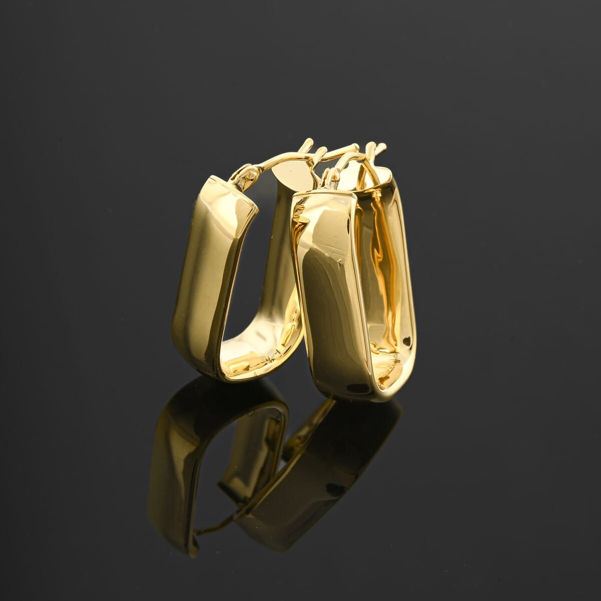 Doorbuster Italian 10K Yellow Gold 6mm Paperclip Hoop Earrings 1.56 Grams image number 1