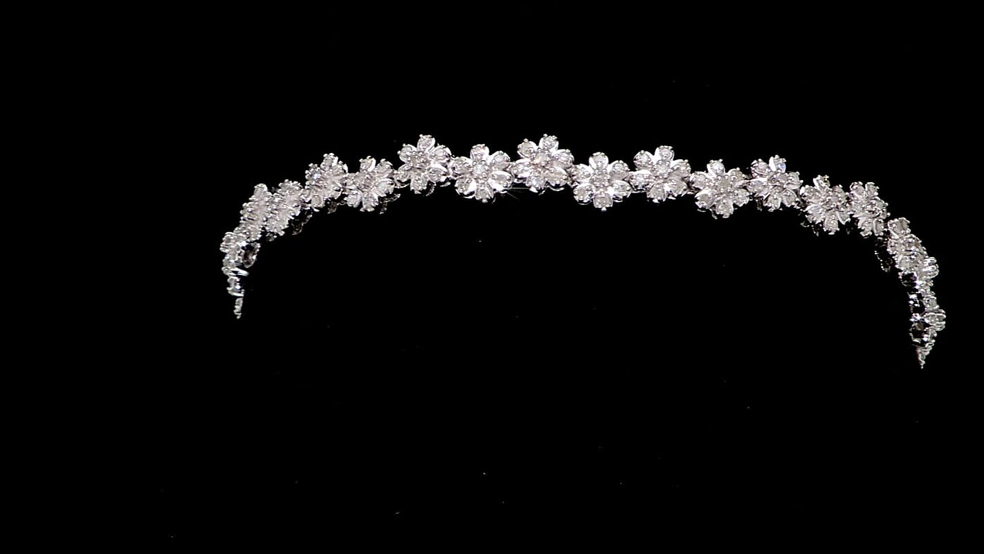 D'Joy Diamond 2.00 ctw Floral Bracelet in Rhodium Over Sterling Silver (6.50 In)