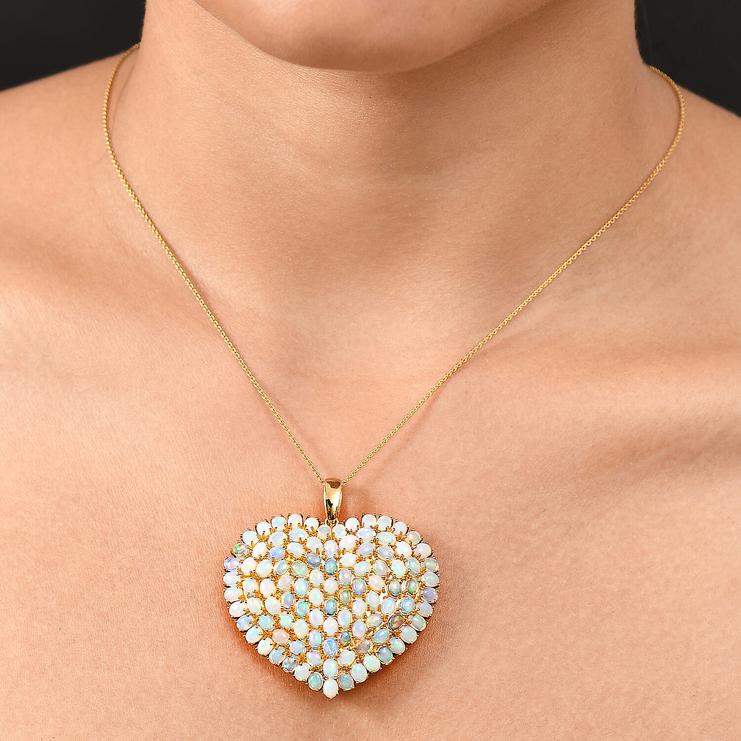 Ethiopian Welo Opal - Product card gallery slide 3 (10146558050587)