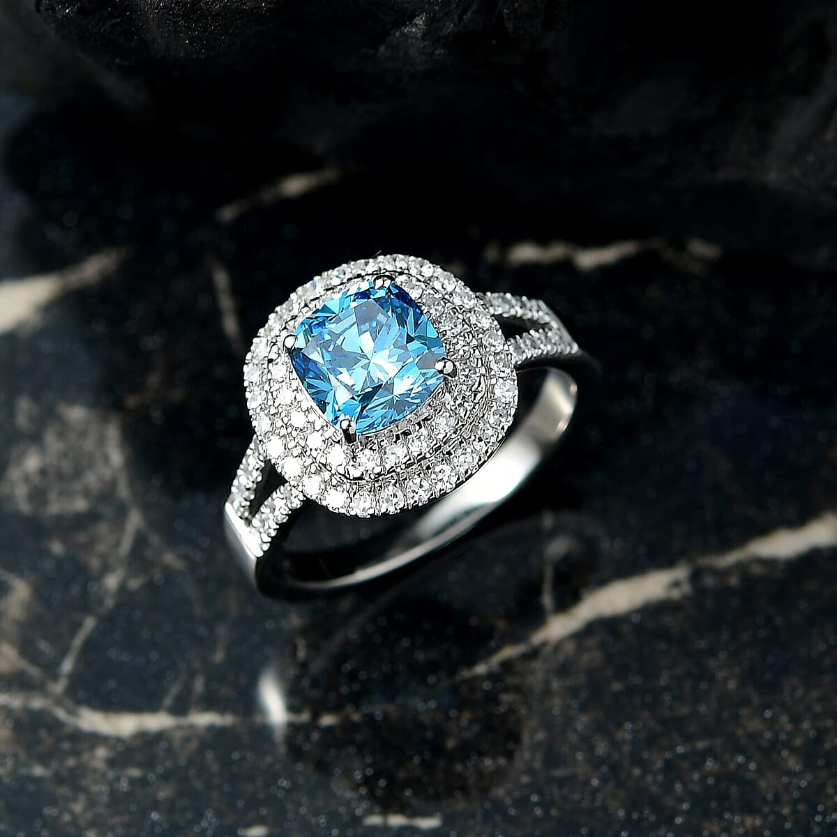 IGI Certified Luxuriant Lab Grown Blue Diamond IR VS and Lab Grown Diamond 2.00 ctw Ring in 950 Platinum (Size 10.0) 5.75 Grams image number 1