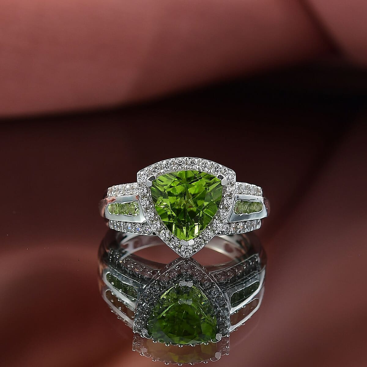 D'Joy Hebei Peridot and White Zircon 3.75 ctw Green Crest Ring in Rhodium Over Sterling Silver (Size 5.0) image number 1