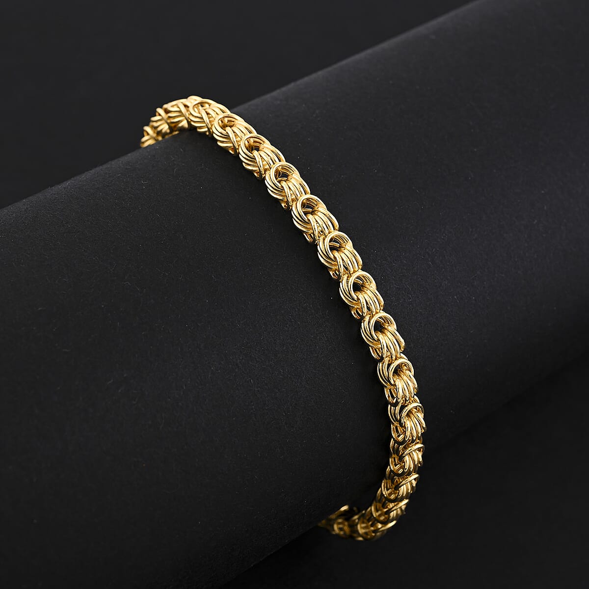 Made In Italy Byzantine Links Chain Bracelet in 10K Yellow Gold (7.50 In) 4.60 Grams image number 1