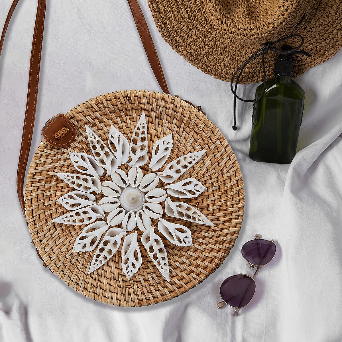 Tamsy Handmade Brown Round Crossbody Bag with Shell image number 1