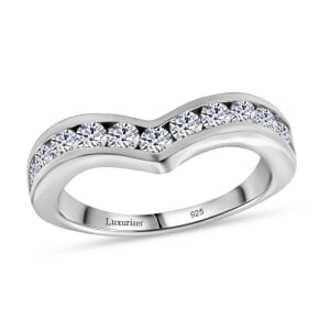Luxuriant Lab Grown Diamond E-F VS 1.00 ctw Ring in Rhodium Over Sterling Silver (Size 6.0)
