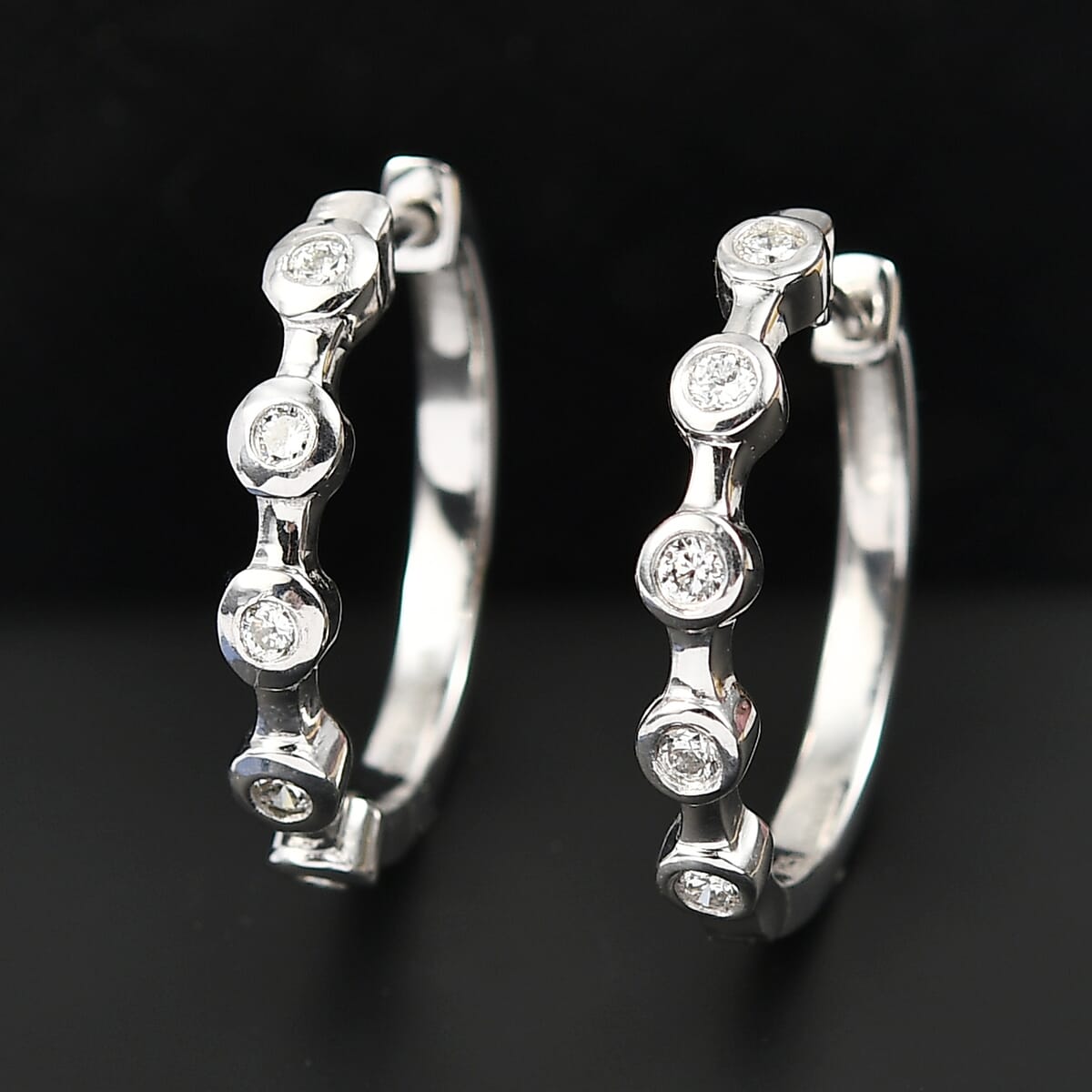 Luxuriant Lab Grown Diamond E-F VS 0.32 ctw Hoop Earrings in 14K White Gold image number 1