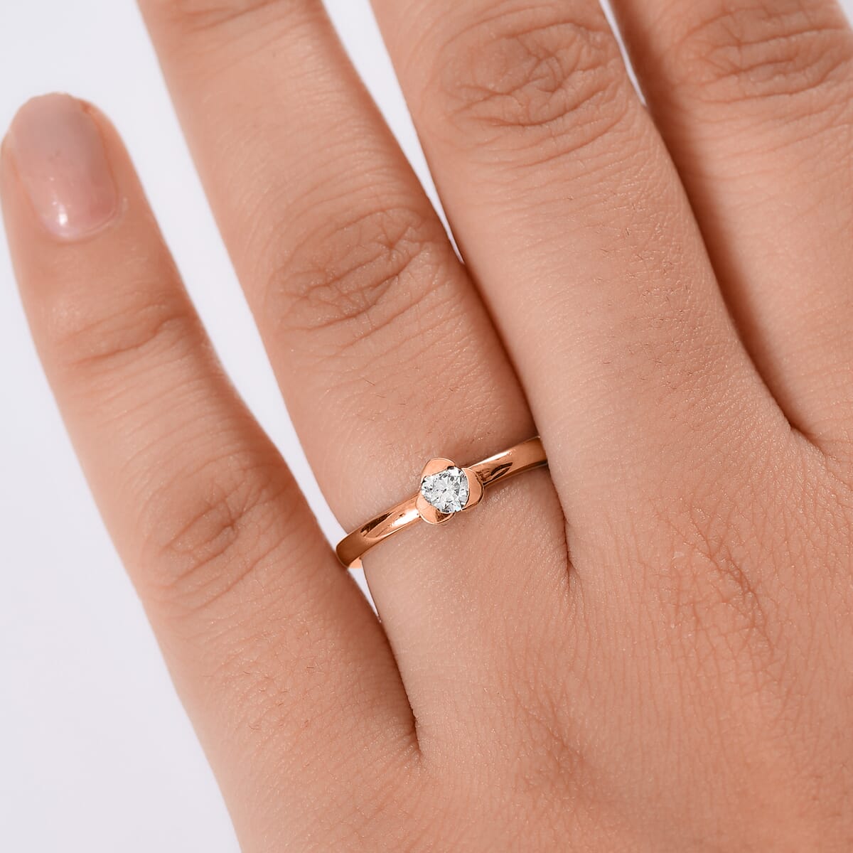Luxuriant Lab Grown Diamond E-F VS 0.25 ctw Solitaire Ring in 18K Vermeil Yellow Gold Sterling Silver (Size 4.5) image number 2