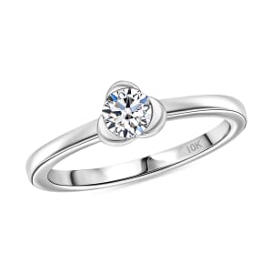 Luxuriant Lab Grown Diamond E-F VS 0.25 ctw Solitaire Ring in 10K White Gold (Size 6.5)