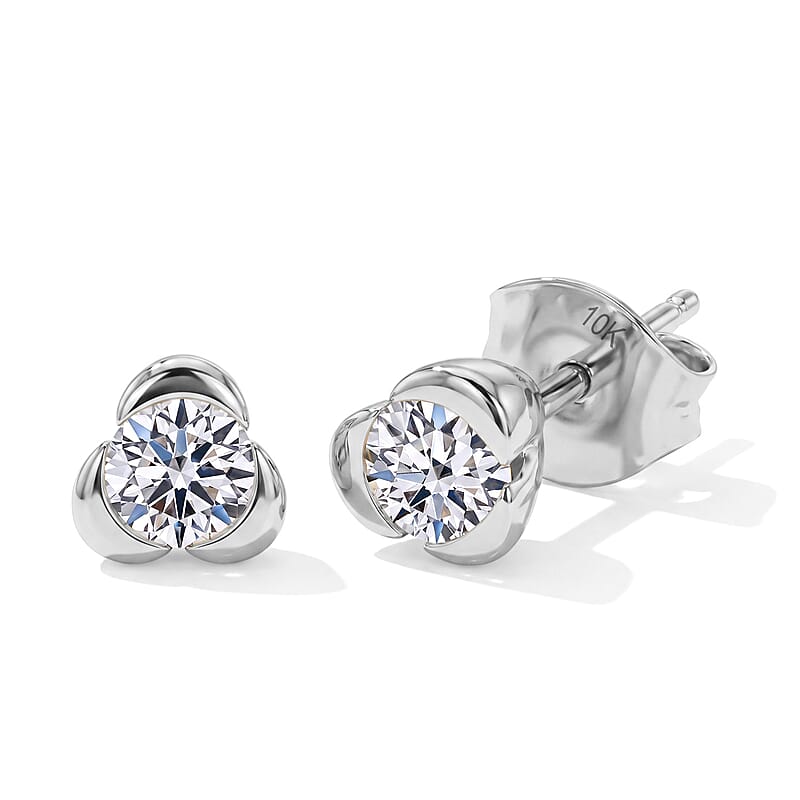 Luxuriant Lab Grown Diamond E-F VS 0.50 ctw Solitaire Stud Earrings in 10K White Gold