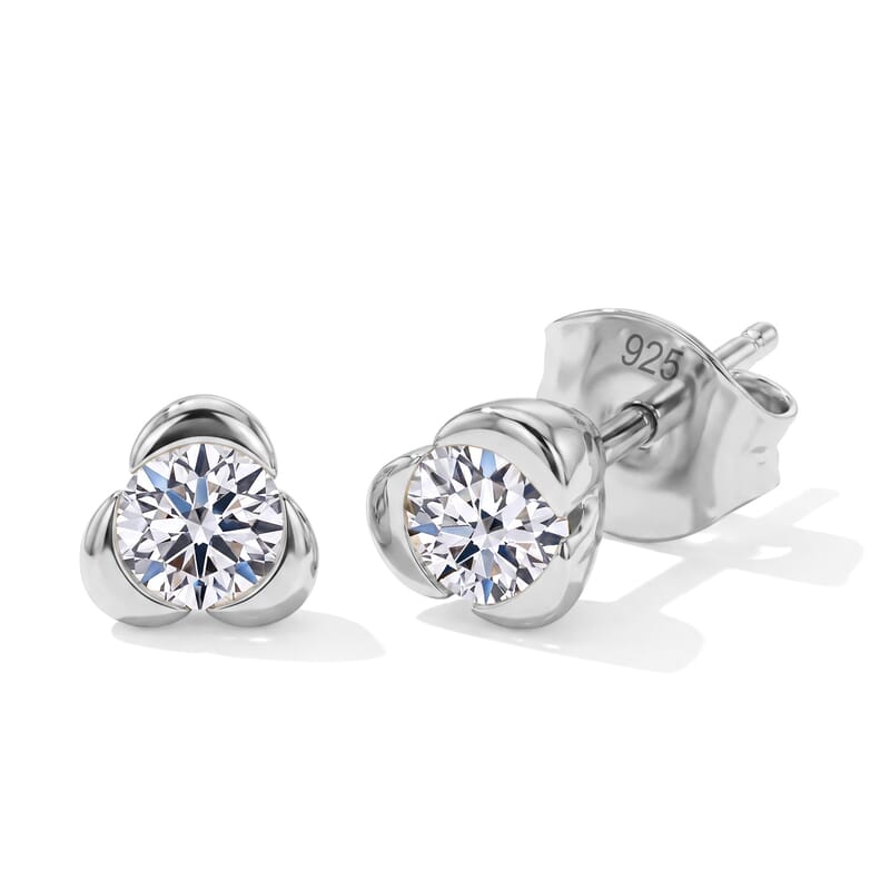 Luxuriant Lab Grown Diamond G-H SI 0.50 ctw Solitaire Stud Earrings in Rhodium Over Sterling Silver