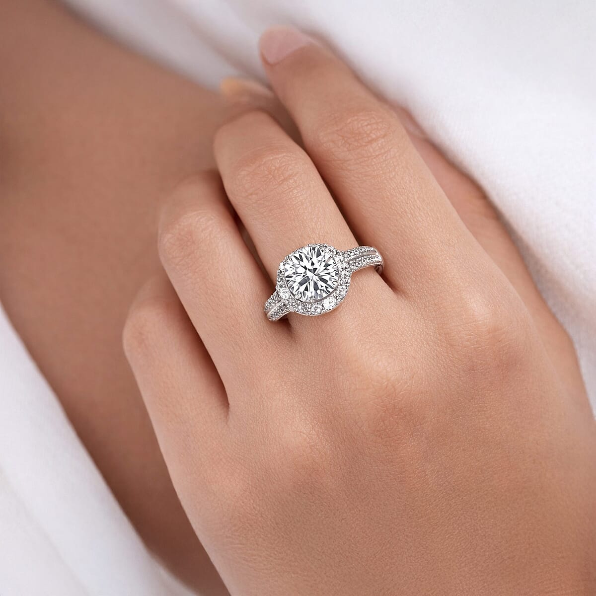 IGI Certified Luxuriant Lab Grown Diamond E-F VS 2.00 ctw Art Deco Ring in 950 Platinum (Size 10.0) 5.43 Grams (Del. In 10-12 Days) image number 1