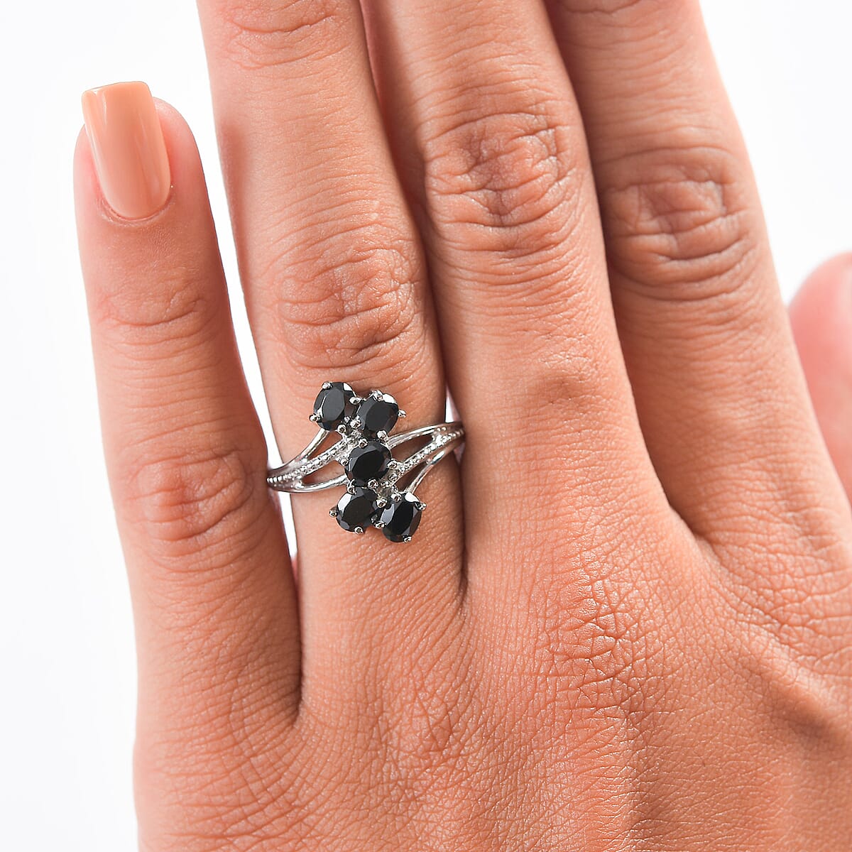 EverTrue Thai Black Spinel 2.40 ctw 5 Stone Ring in Stainless Steel (Size 10.0) image number 2