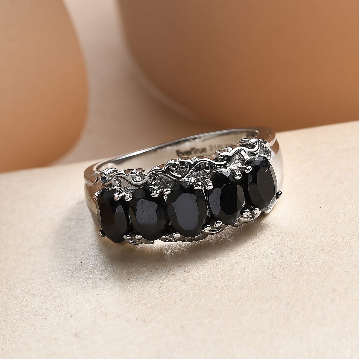 EverTrue Thai Black Spinel 3.10 ctw 5 Stone Ring in Stainless Steel (Size 7.0) image number 1