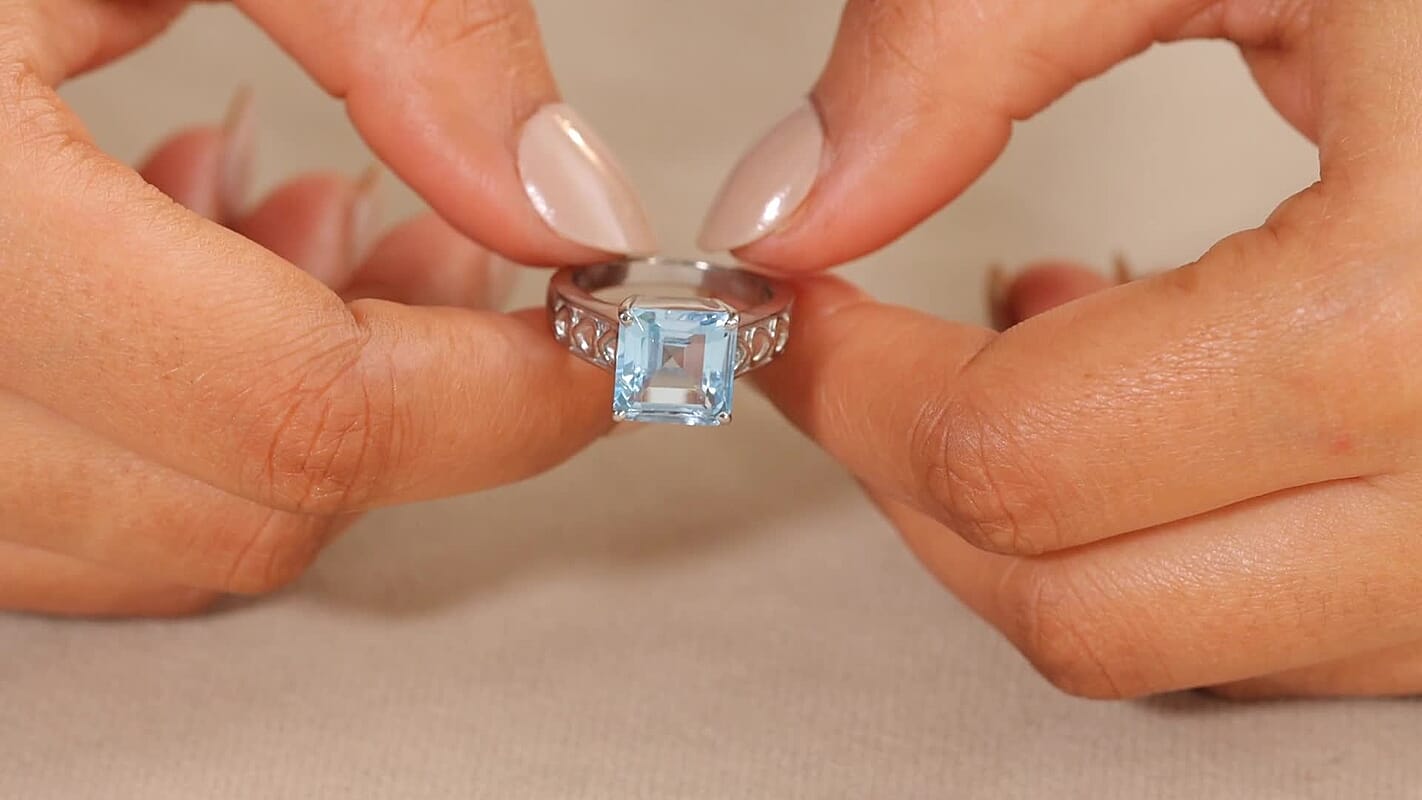 EverTrue Sky Blue Topaz Solitaire Ring in Stainless Steel (Size 10.0) 6.15 ctw