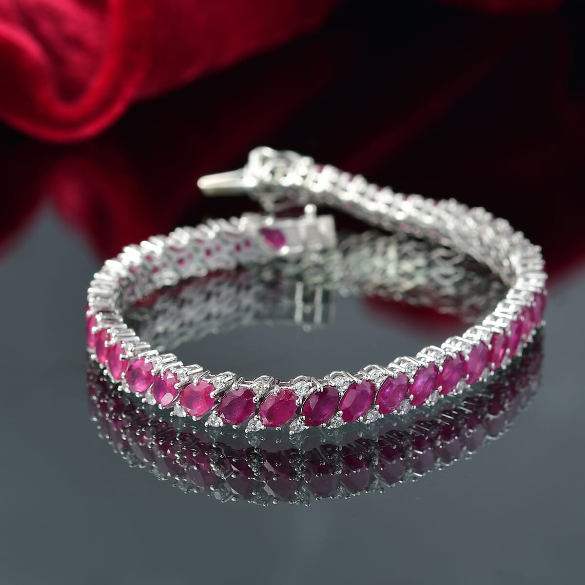 D’Joy Niassa Ruby (FF) and White Zircon 28.55 ctw Bracelet in Rhodium Over Sterling Silver (8.00 In) image number 1