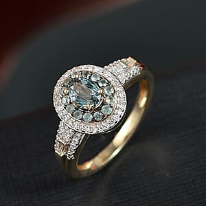 AAA Narsipatnam Alexandrite and Luxuriant Lab Grown Diamond E-F VS 1.05 ctw Majestic Mirage Ring in 10K Yellow Gold (Size 8.0)