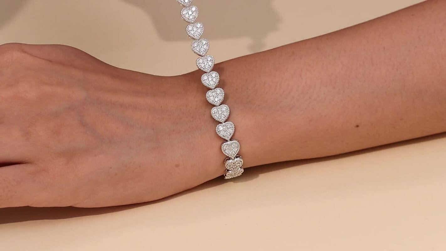 Luxuriant Lab Grown Diamond G-H SI 4.00 ctw Heartstrings Bracelet in Rhodium Over Sterling Silver (7.25 In)