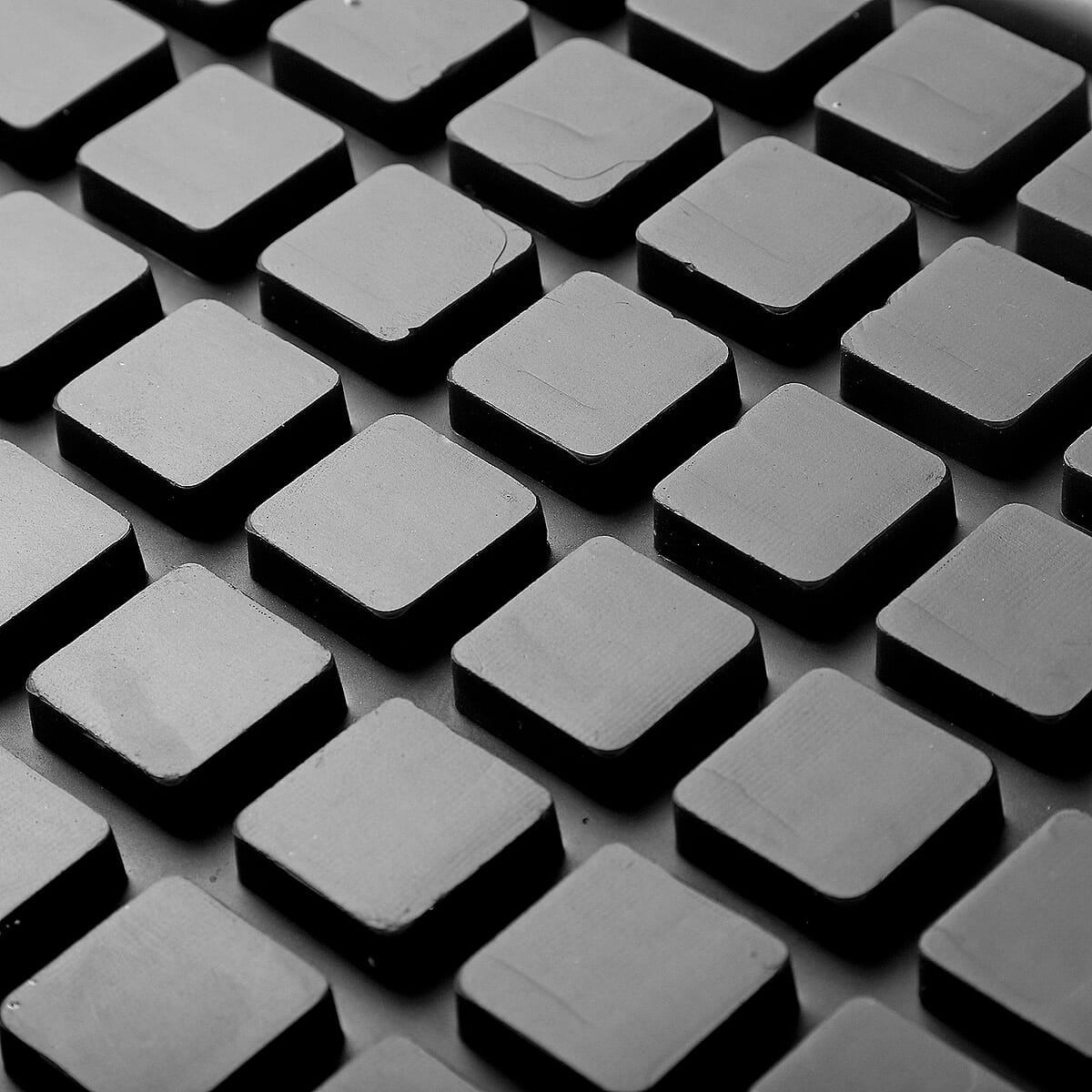 Livmore Shungite Infused Gel Cushion Pad with Polyester Cover image number 9