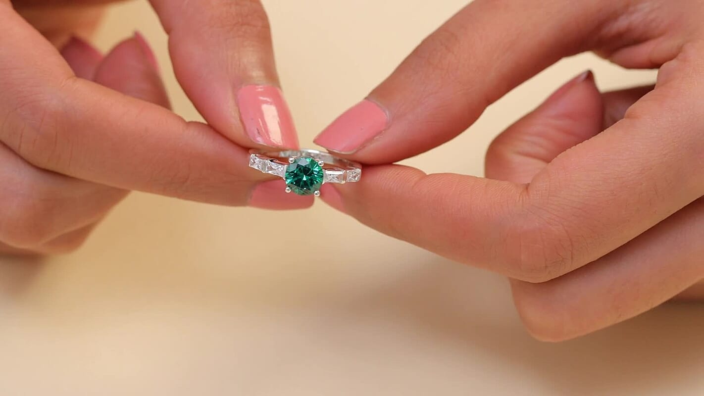 J Francis Embellished with Green and White Zirconia by Swarovski Timeless Spark Ring in Platinum Over Sterling Silver (Size 10.0) 3.00 ctw