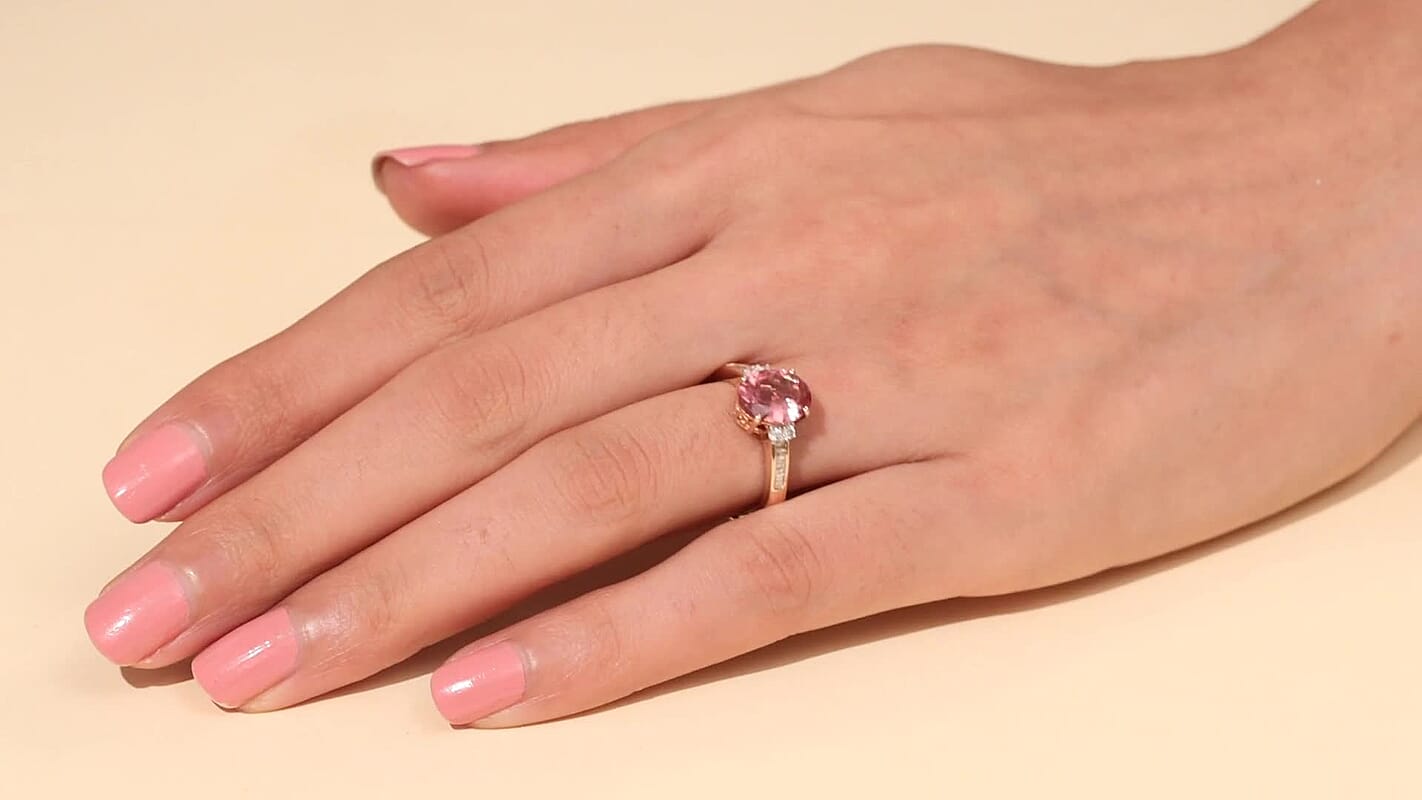 Luxoro 10K Rose Gold AAA Red Apatite, Diamond (G-H, I2) Ring (Size 10.0) 2.90 ctw