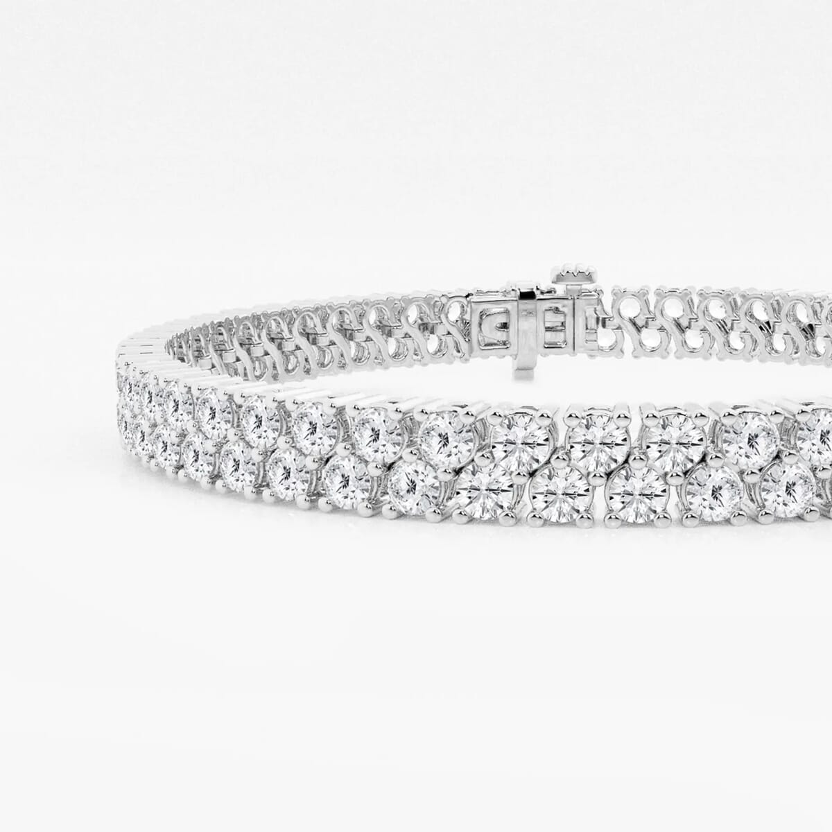 Luxuriant Lab Grown Diamond G SI 8.00 ctw Bracelet in Sterling Silver (7.25 In) image number 1