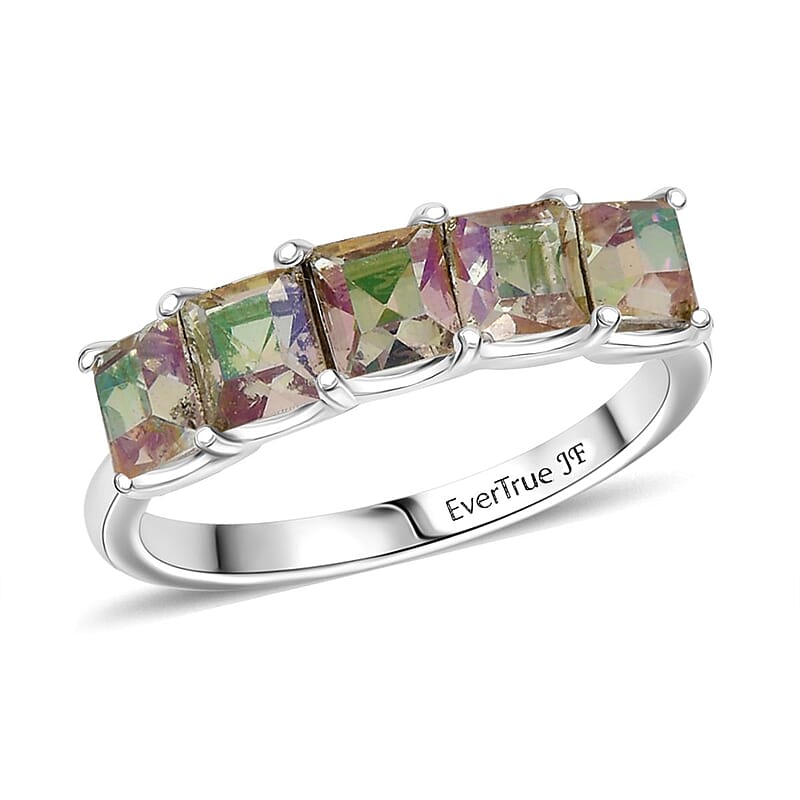 Lumingreen Austrian Crystal Ring in Platinum Bond (Size 6.5)