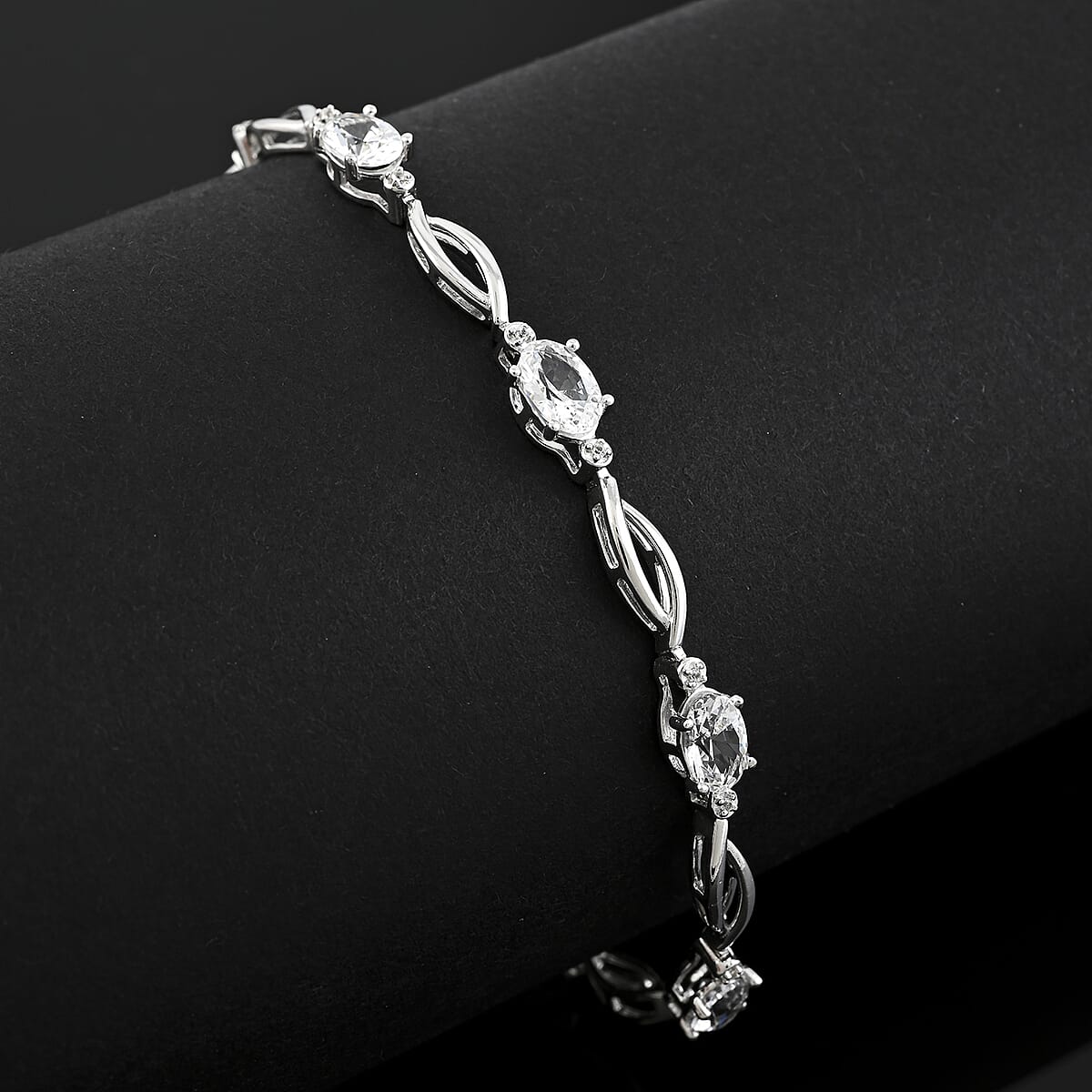 White Sapphire 3.00 ctw Bracelet in Sterling Silve (7.00 In)  image number 1
