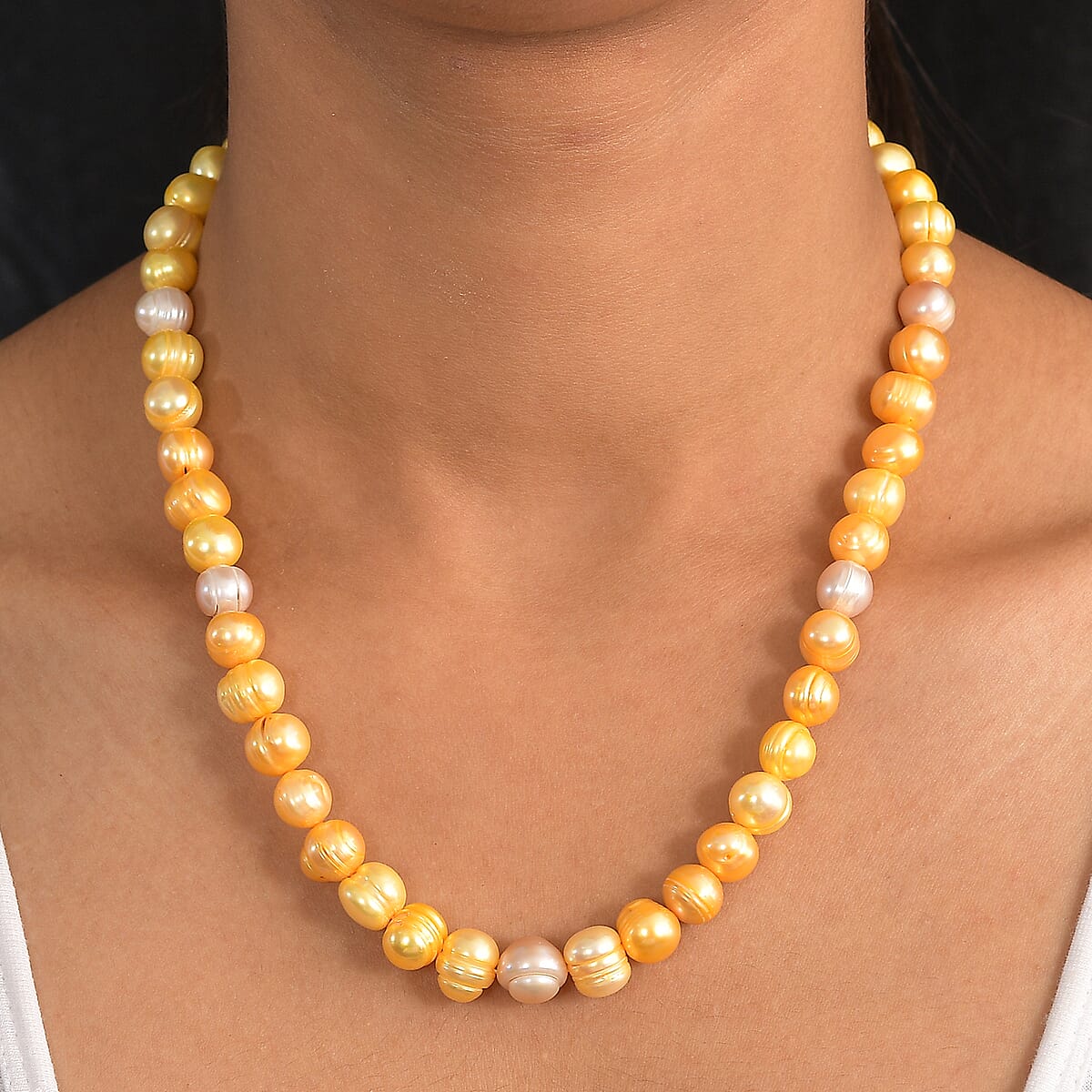 Freshwater Pearl and Golden Dyed Pearl Necklace in Platinum Bond 18 Inches image number 2