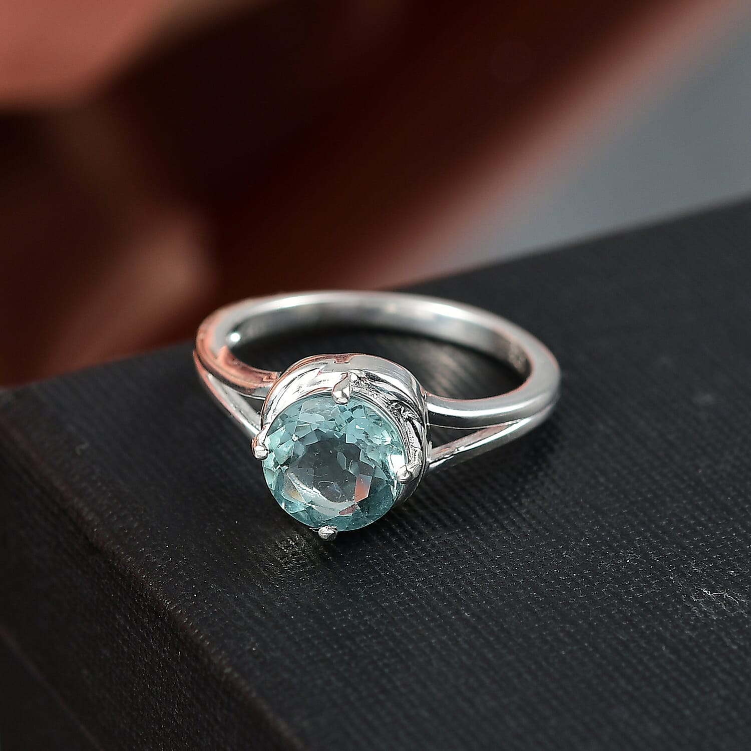D'Joy Belgian Teal Fluorite 2.40 ctw Solitaire Ring in Sterling Silver (Size 10.0) 
