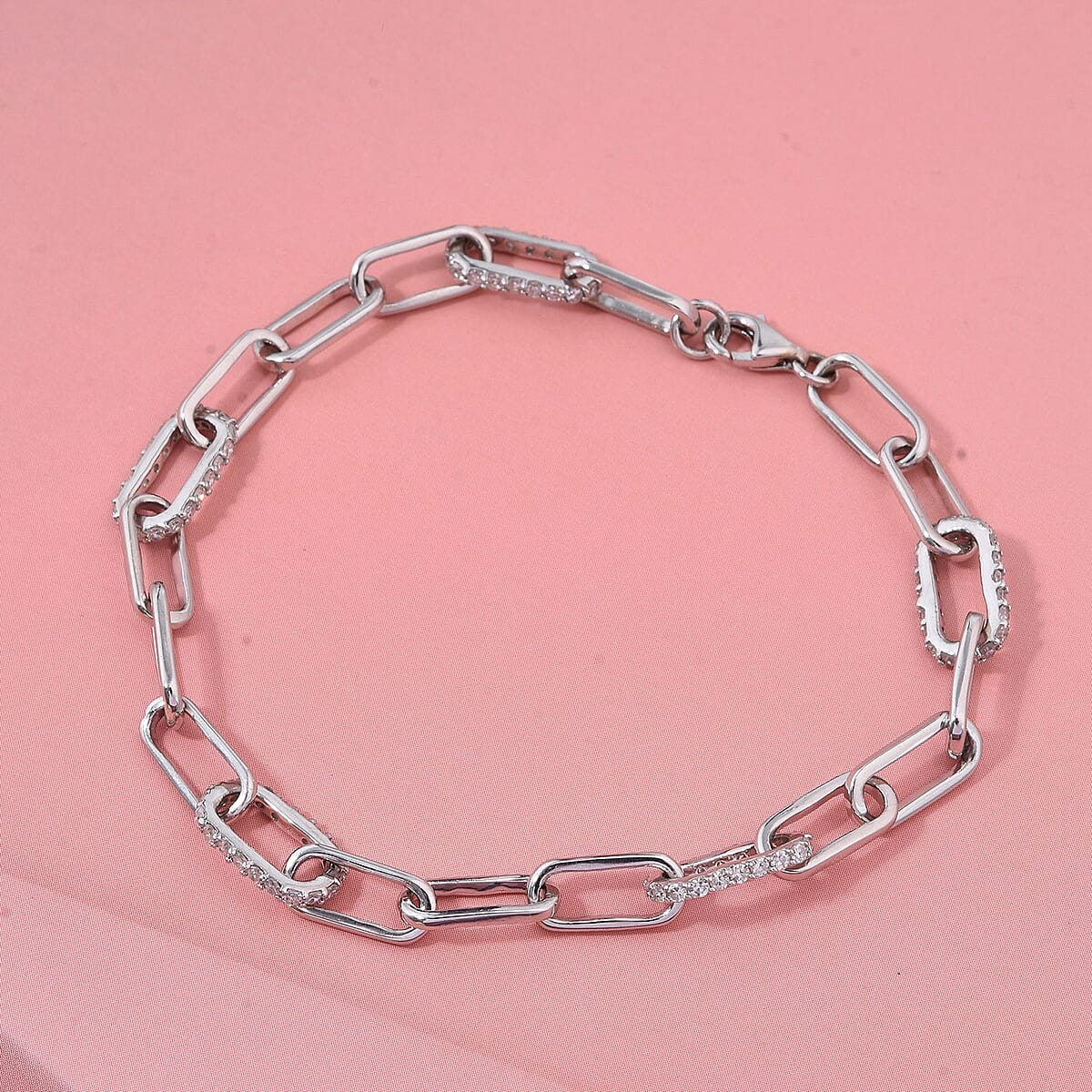Luxuriant Lab Grown Diamond G-H SI 1.00 ctw Paper Clip Chain Bracelet in Rhodium Over Sterling Silver (6.50 In) image number 1