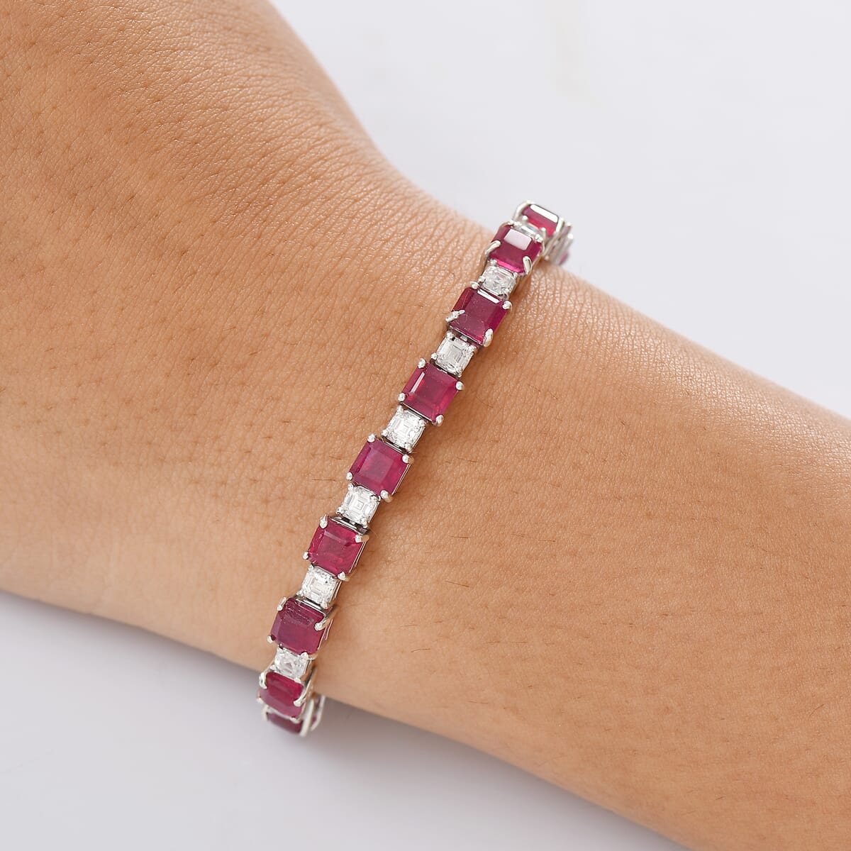 D'Joy Niassa Ruby (FF) and Moissanite 24.35 ctw Art Deco Bracelet in Rhodium Over Sterling Silver (6.50 In) image number 2