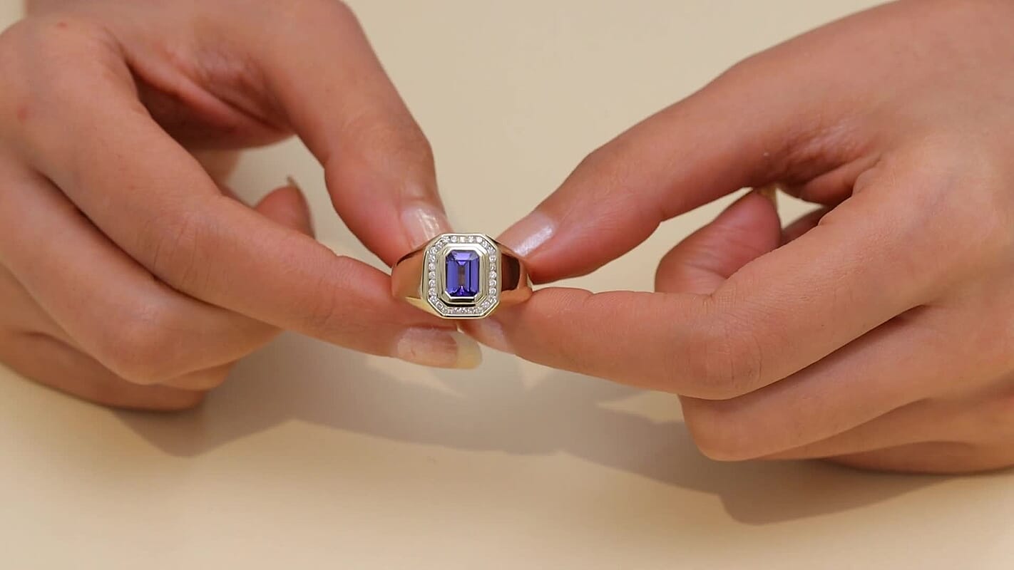 Luxoro 10K Yellow Gold AAA Tanzanite, White Diamond (I2) (0.28 cts) Men's Ring (Size 10.0) (6.34 g) 1.80 ctw