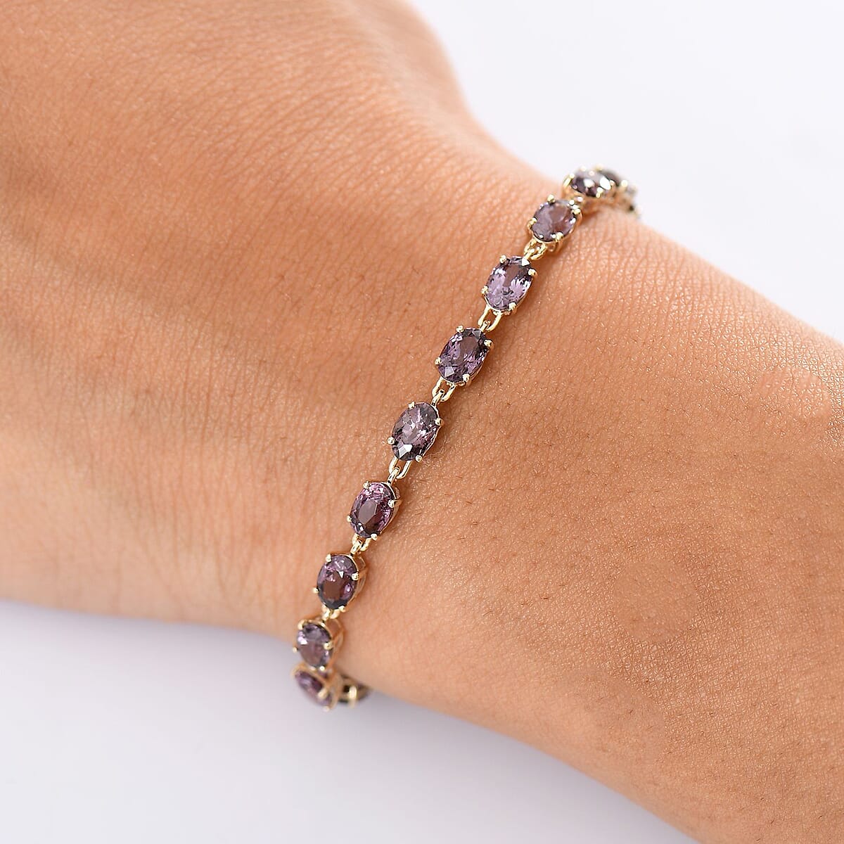 Luxoro Premium Royal Lavender Spinel 12.50 ctw Majestic Link Bracelet in 10K Yellow Gold (7.25 In) image number 2