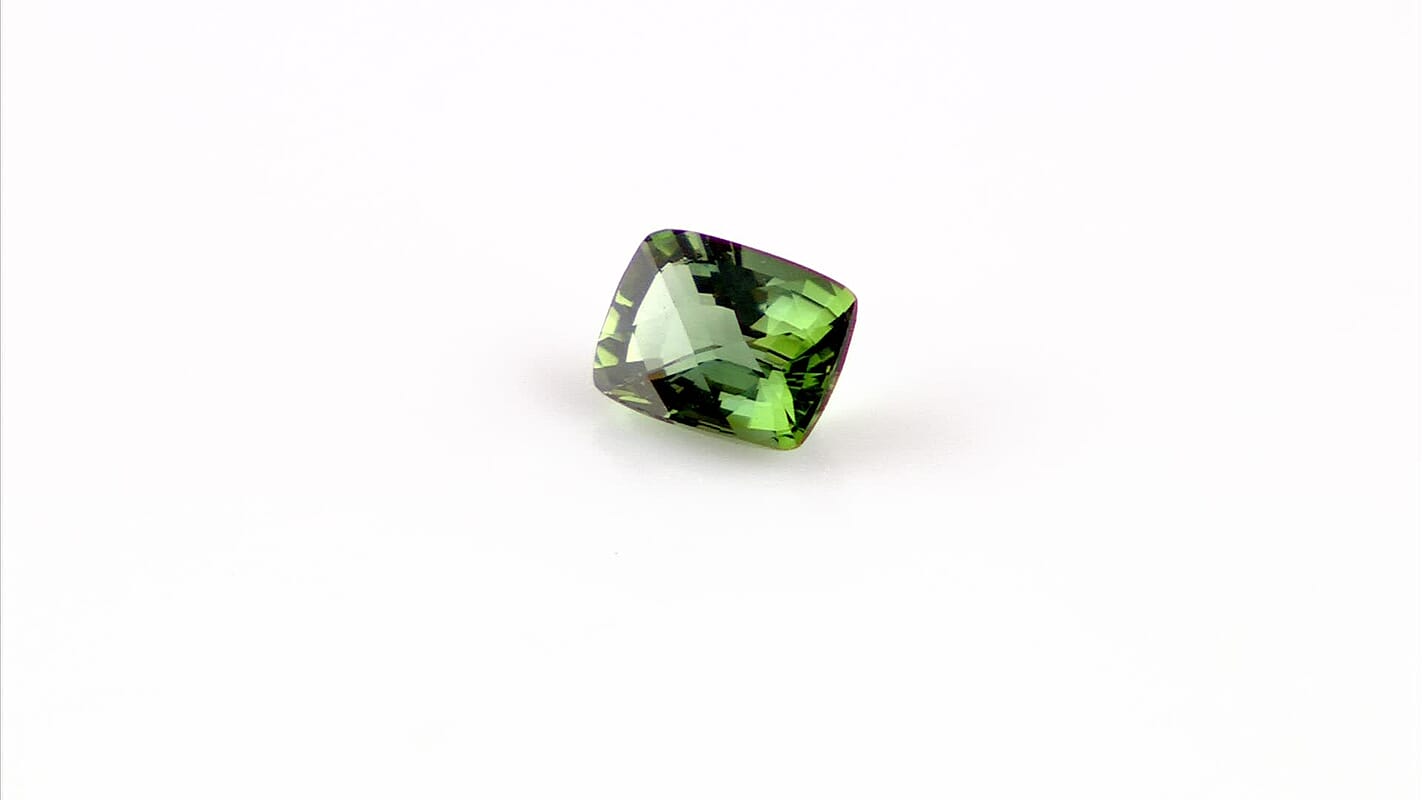 AAAA Green Tourmaline (Cush 8x6 mm) 1.50 ctw